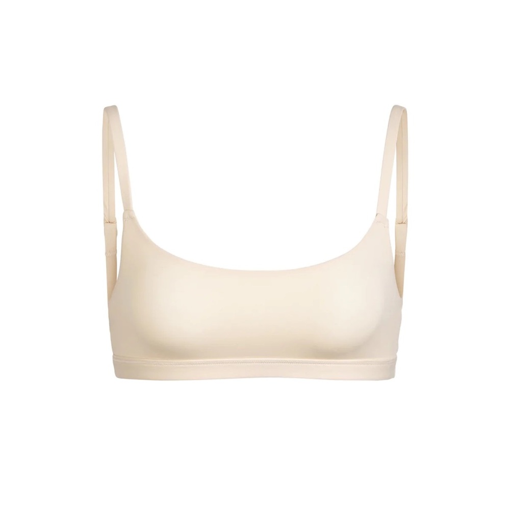 SKIMS NEW FITS EVERYBODY SCOOP BRALETTE
